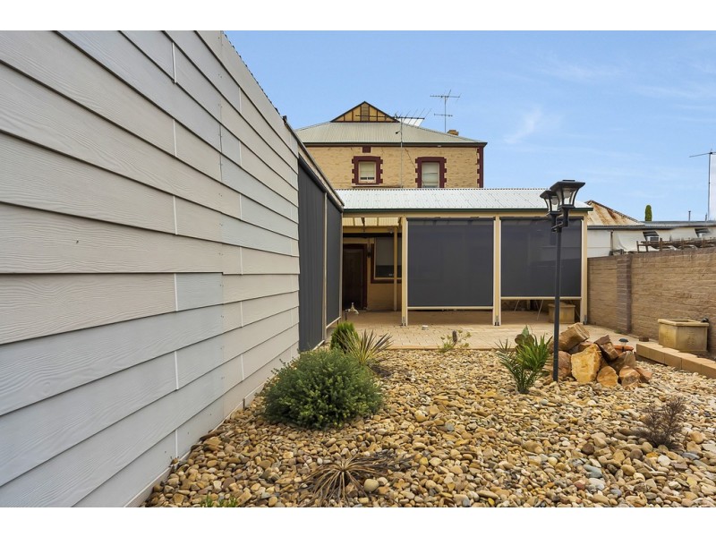 24 Howe Street, Balaklava SA 5461