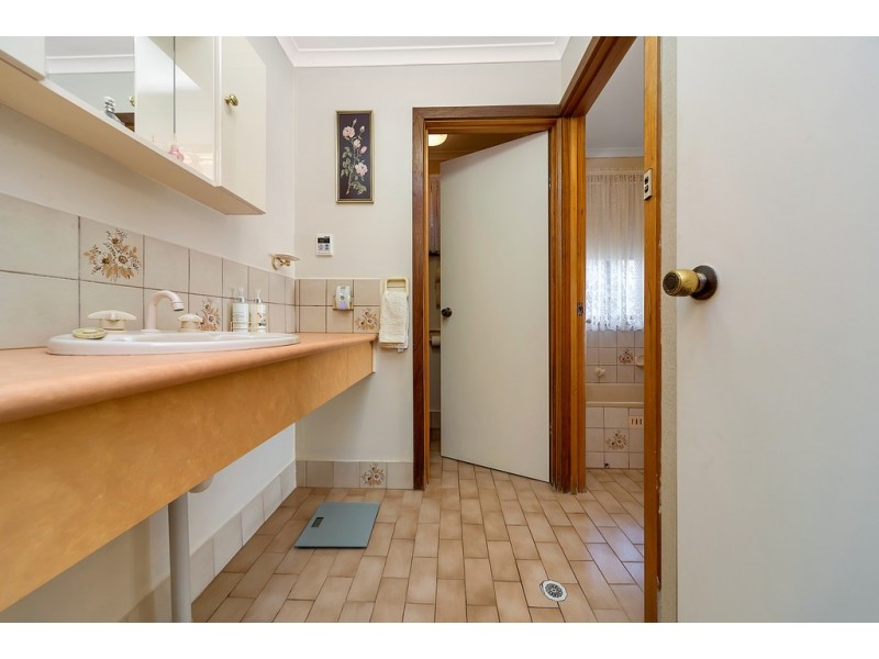 4 Yararoo Drive, Clinton SA 5570