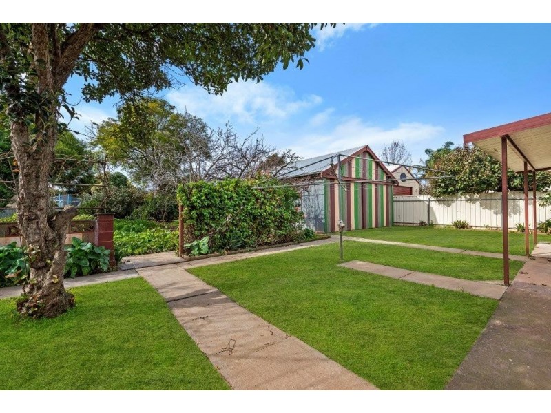 10 Burrows Street, Willaston SA 5118