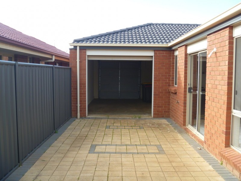 3 TOORNA PLACE, Andrews Farm SA 5114