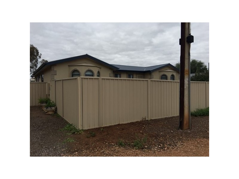 17 ELIZABETH STREET, Two Wells SA 5501