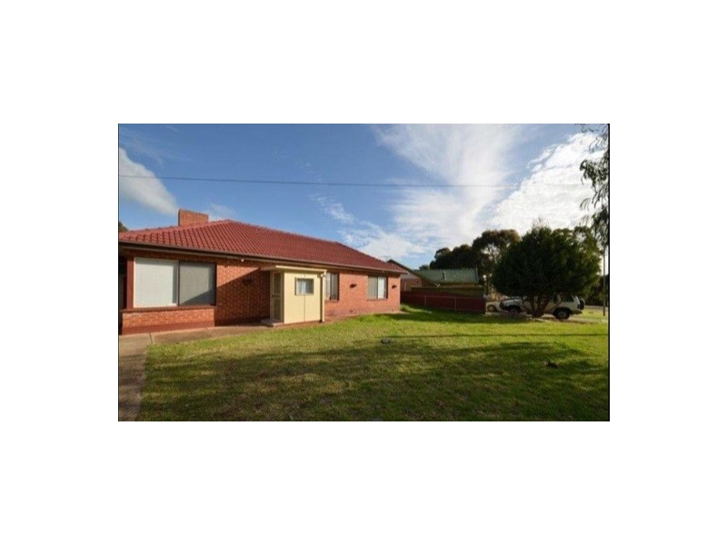 10 HAWK STREET, Elizabeth Park SA 5113