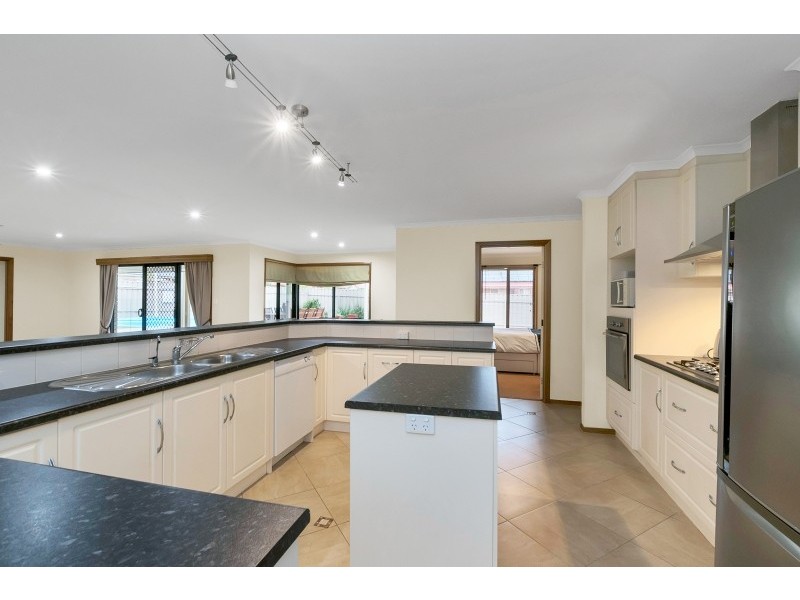 5 WITT WAY, Evanston Park SA 5116