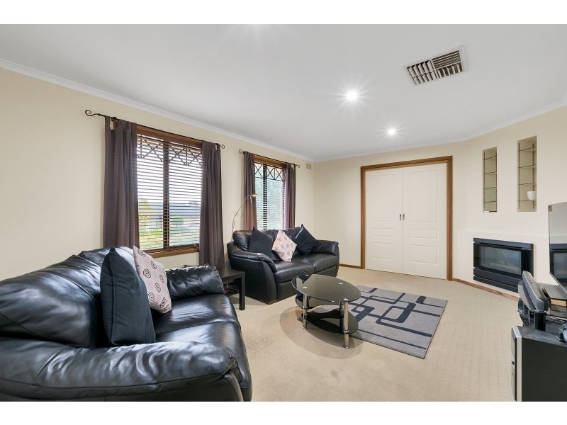 5 WITT WAY, Evanston Park SA 5116