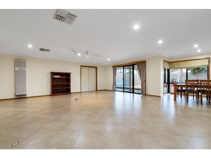5 WITT WAY, Evanston Park SA 5116