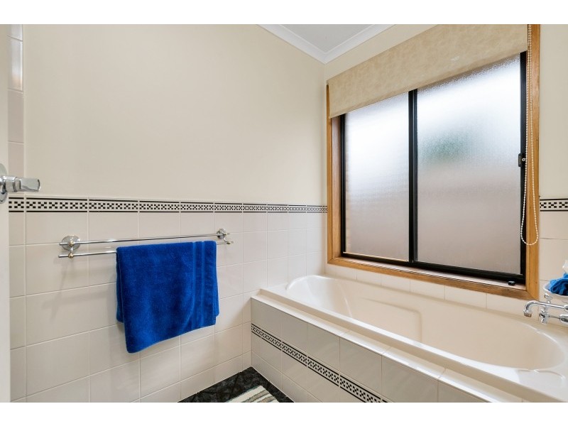5 WITT WAY, Evanston Park SA 5116