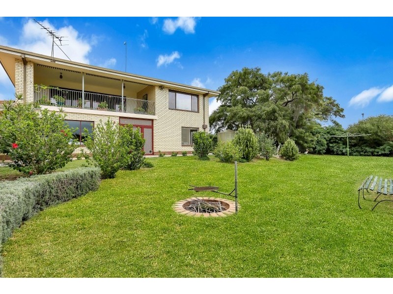 23-25, 27 Yararoo Drive, Port Clinton SA 5570