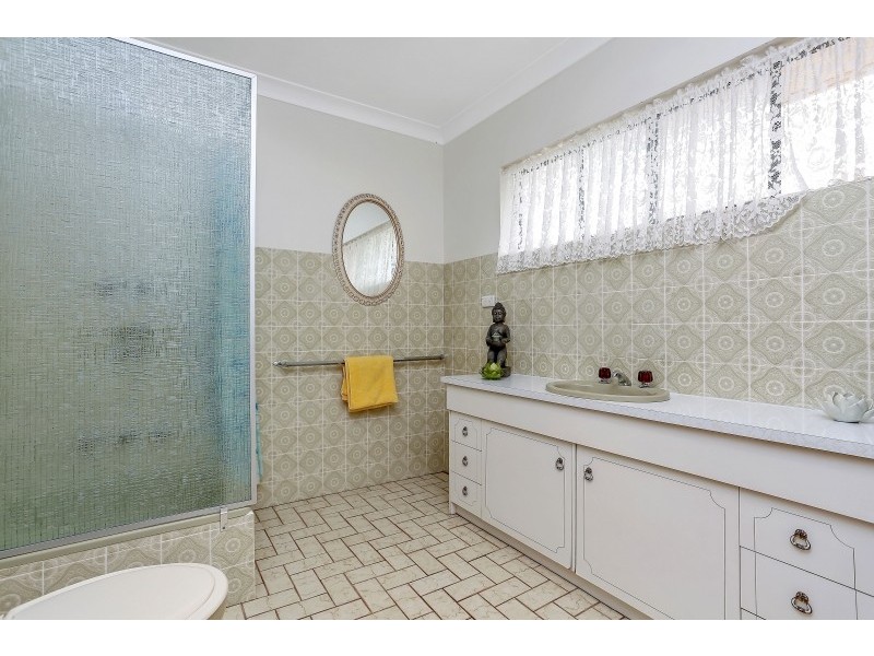 23-25, 27 Yararoo Drive, Port Clinton SA 5570