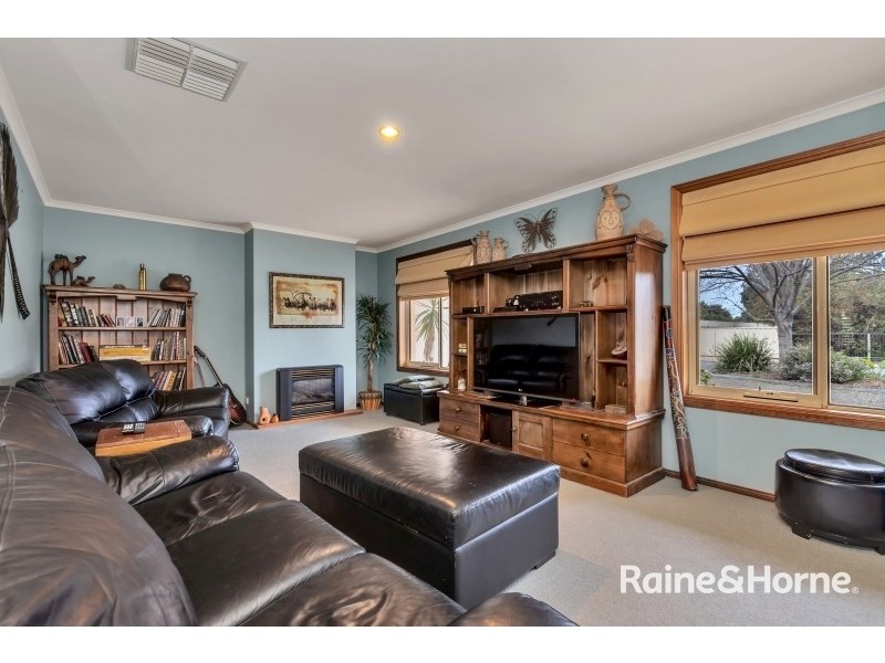 14 BARKER STREET, Willaston SA 5118