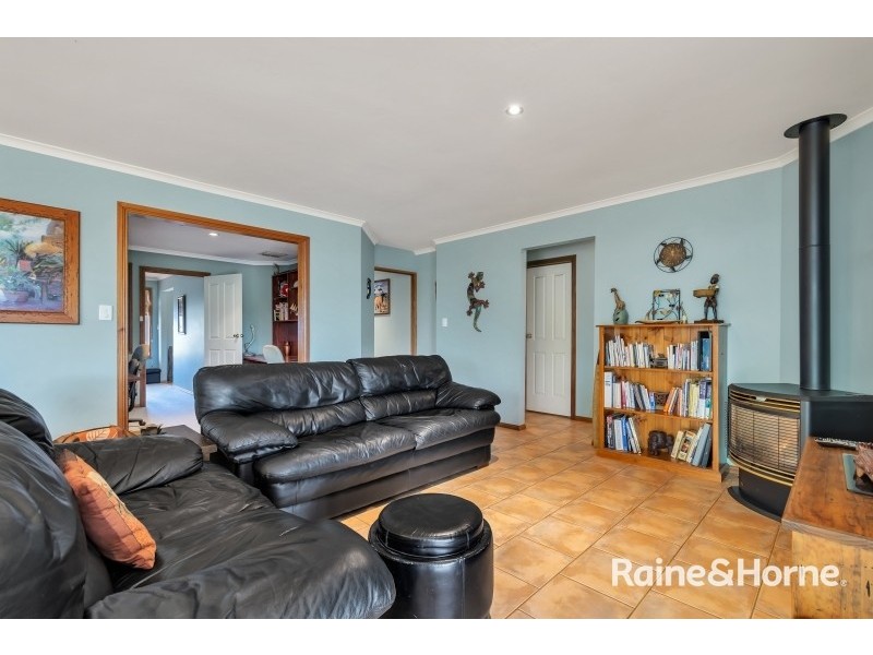 14 BARKER STREET, Willaston SA 5118