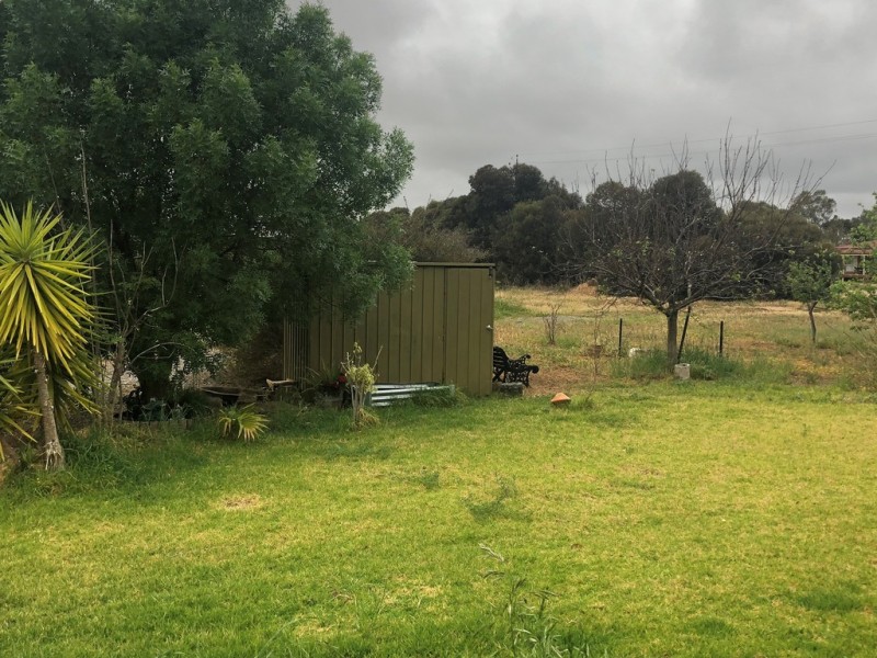 32 BETHESDA ROAD, Lewiston SA 5501