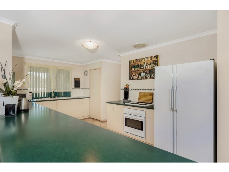 4 RACECOURSE ROAD, Balaklava SA 5461