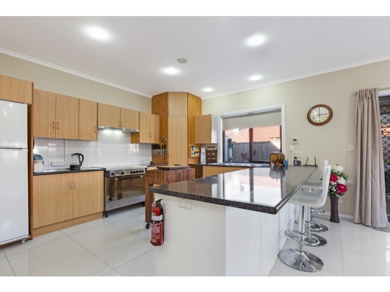 15 TASOS DRIVE, Munno Para West SA 5115