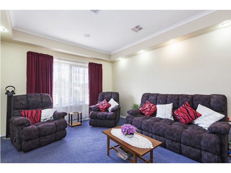 15 TASOS DRIVE, Munno Para West SA 5115