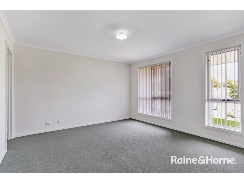 28 PARA ROAD, Evanston SA 5116