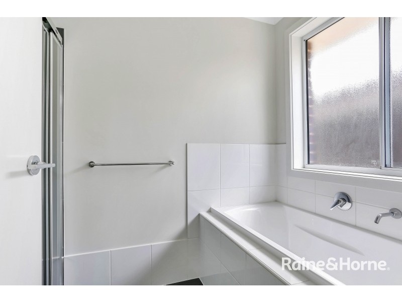 28 PARA ROAD, Evanston SA 5116