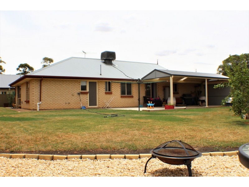 26 BRITHA AVENUE, Evanston SA 5116