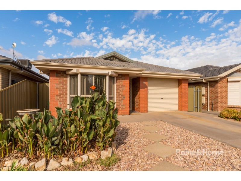 13 MAYFAIR DRIVE, Andrews Farm SA 5114