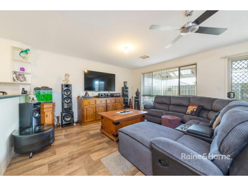 13 MAYFAIR DRIVE, Andrews Farm SA 5114