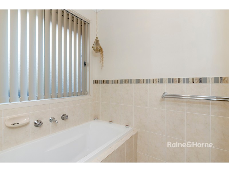 13 MAYFAIR DRIVE, Andrews Farm SA 5114