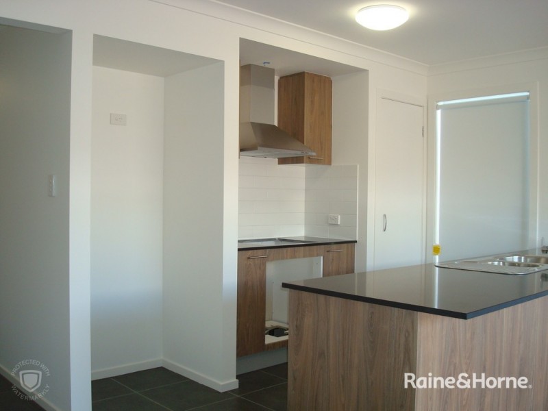 38 Angove Drive, Blakeview SA 5114
