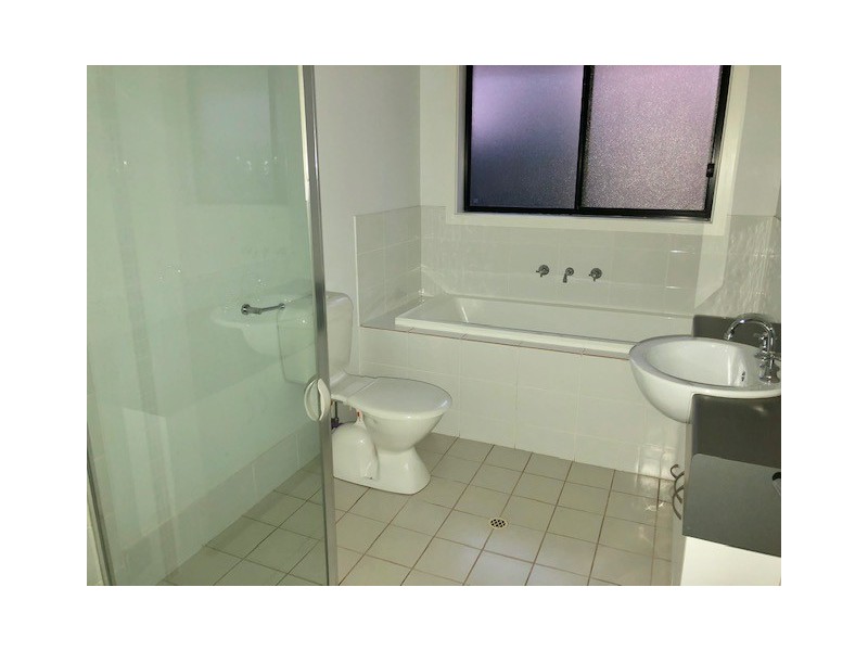 24 SAINT LAWRENCE AVENUE, Andrews Farm SA 5114