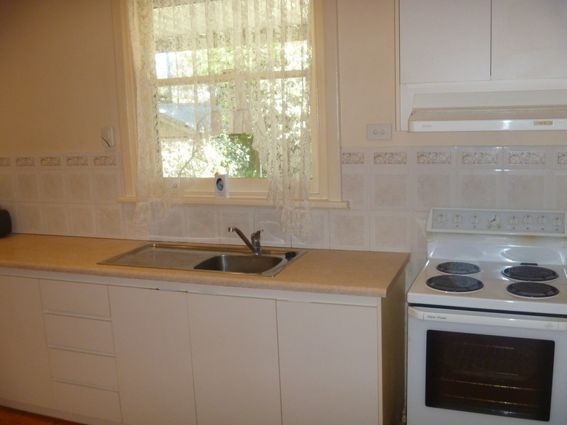 5 Midway Rd, Elizabeth East SA 5112