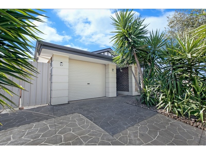 12 McGonigal Drive, Willaston SA 5118