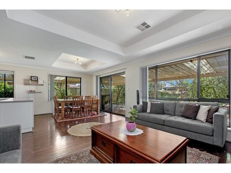 12 McGonigal Drive, Willaston SA 5118