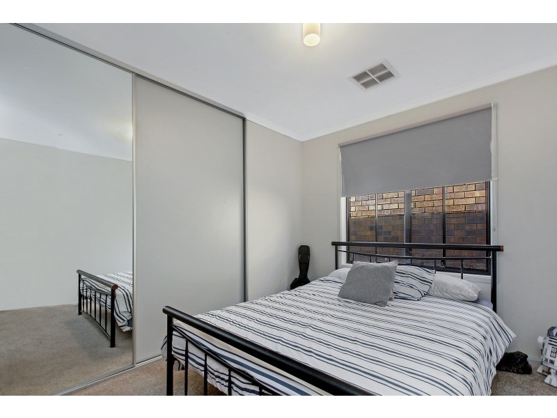 12 McGonigal Drive, Willaston SA 5118