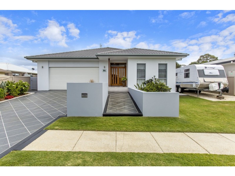 81 Lennox Circuit, Pottsville NSW 2489