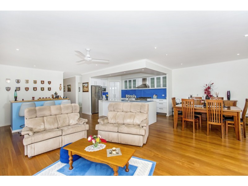 81 Lennox Circuit, Pottsville NSW 2489