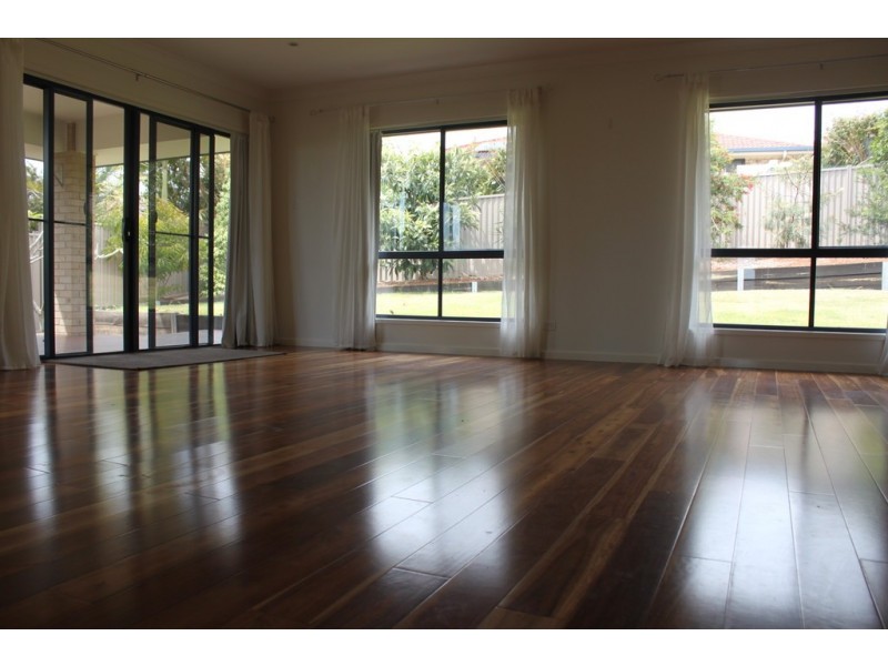 27 LENNOX CIRCUIT, Pottsville NSW 2489