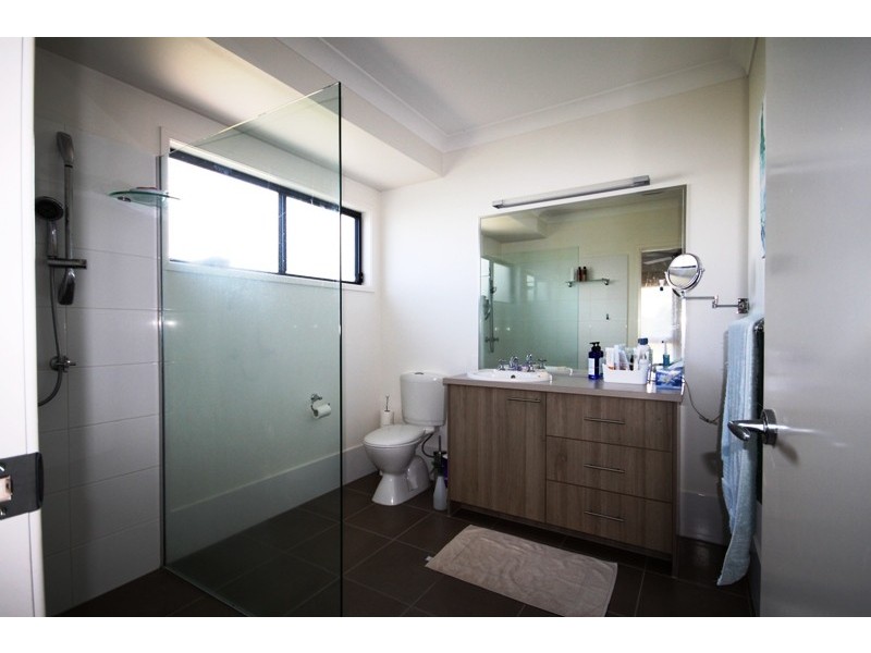 27 LENNOX CIRCUIT, Pottsville NSW 2489