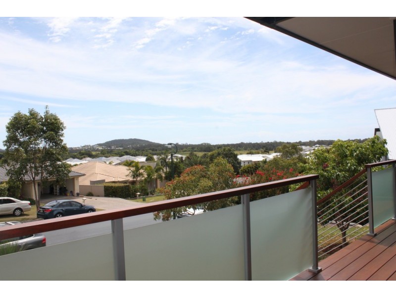27 LENNOX CIRCUIT, Pottsville NSW 2489