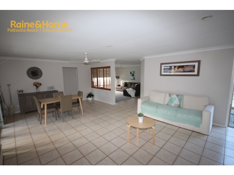 15 GREY GUM STREET, Pottsville NSW 2489