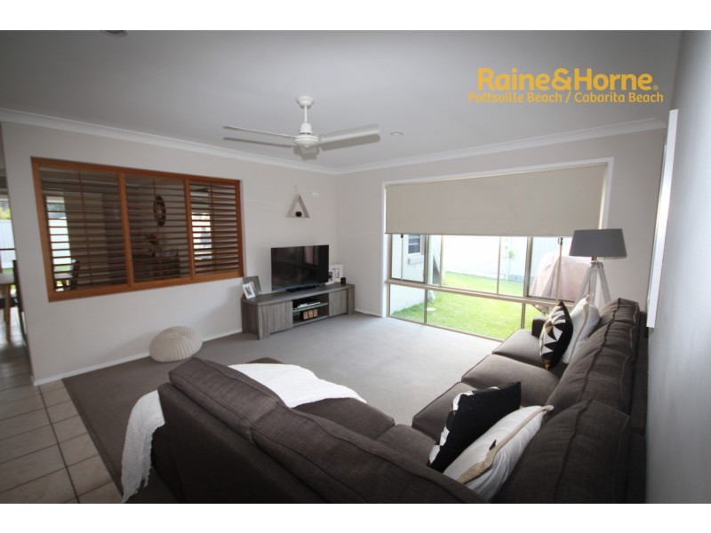 15 GREY GUM STREET, Pottsville NSW 2489