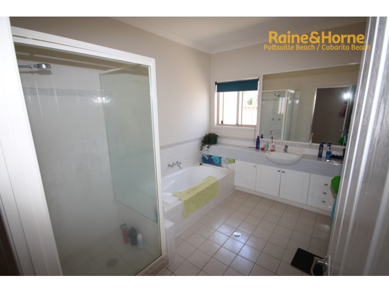 19 URUNGA DRIVE, Pottsville NSW 2489