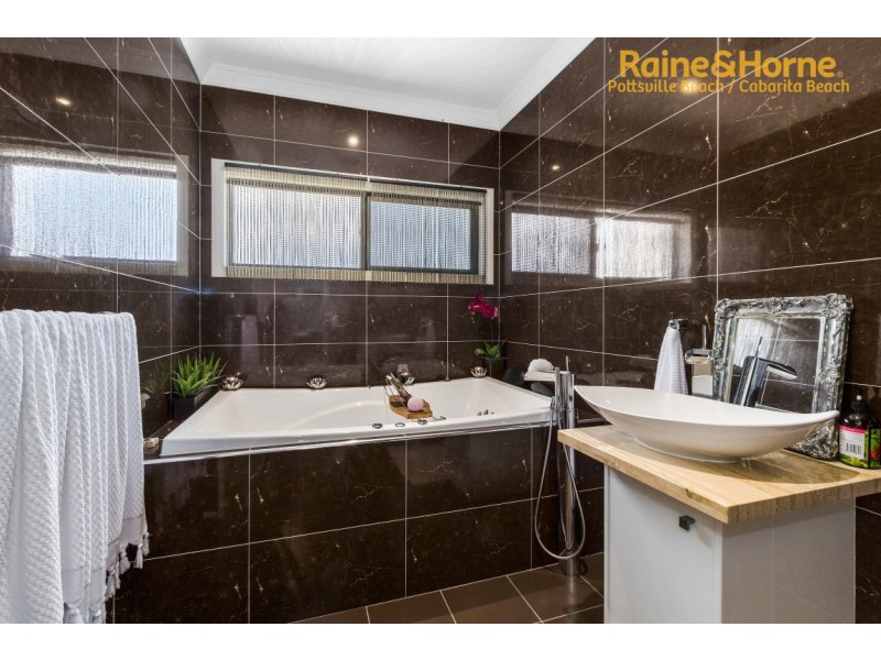 153 Overall Drive, Pottsville NSW 2489