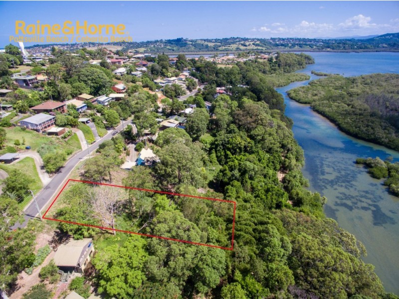 20 Lakeview Parade, Tweed Heads South NSW 2486