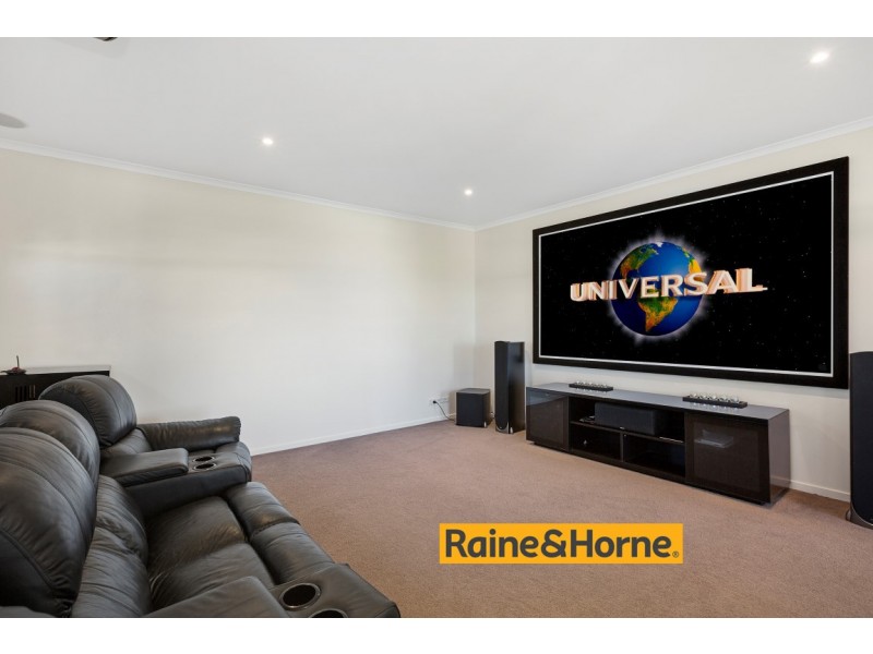 13 Woodfull Crescent, Pottsville NSW 2489