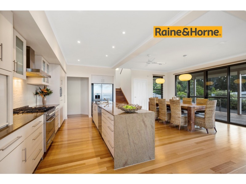 13 Woodfull Crescent, Pottsville NSW 2489