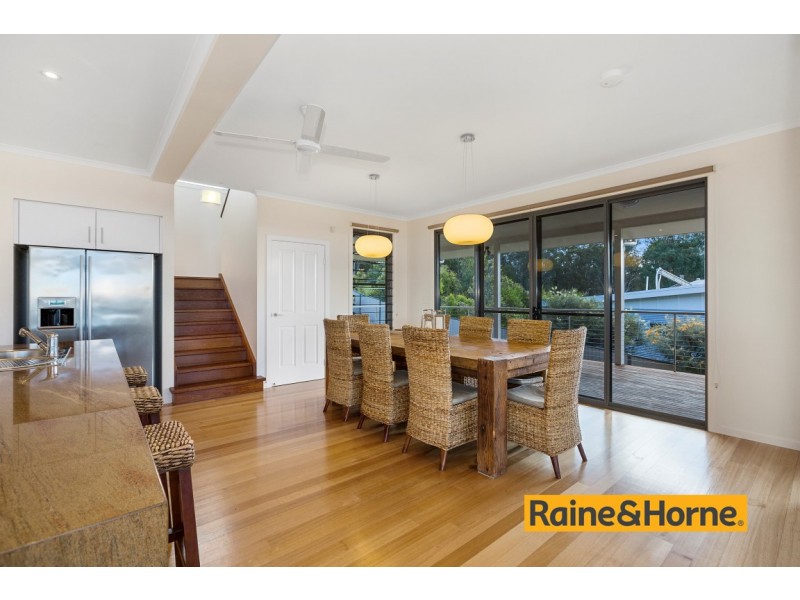 13 Woodfull Crescent, Pottsville NSW 2489