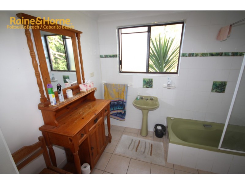 204 KANES ROAD, Round Mountain NSW 2484