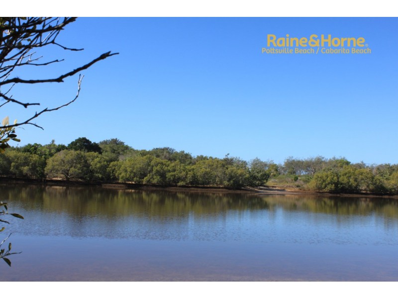 207 Overall Drive, Pottsville NSW 2489