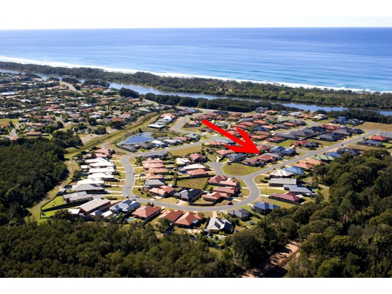 33 Border Crescent, Pottsville NSW 2489