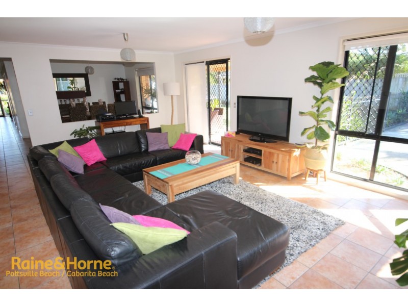 43 Buckingham Drive, Pottsville NSW 2489