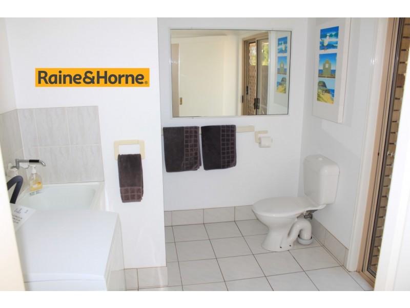 3 /10 Hampton Court, Pottsville NSW 2489