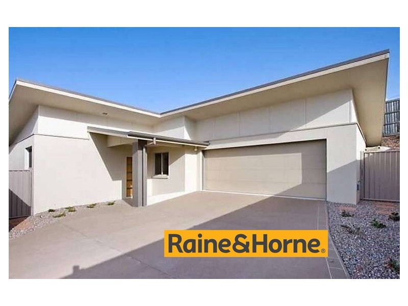 2/27 Newcastle Drive, Pottsville NSW 2489