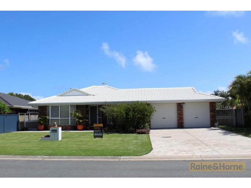 3 McKenzie Avenue, Pottsville NSW 2489